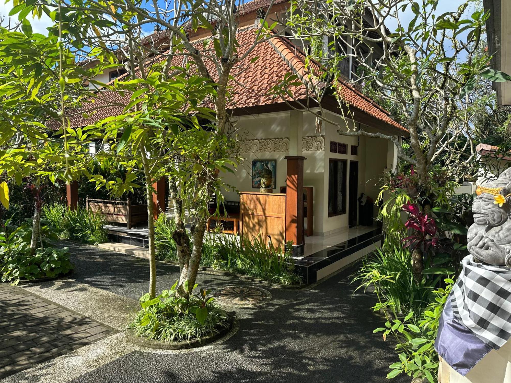 Brata Cottage Ubud ภายนอก รูปภาพ