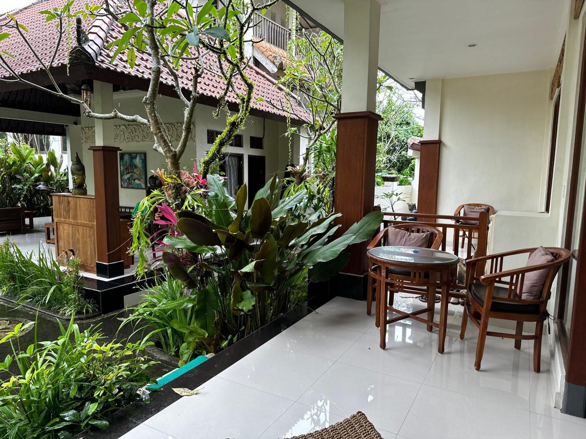 Brata Cottage Ubud ภายนอก รูปภาพ