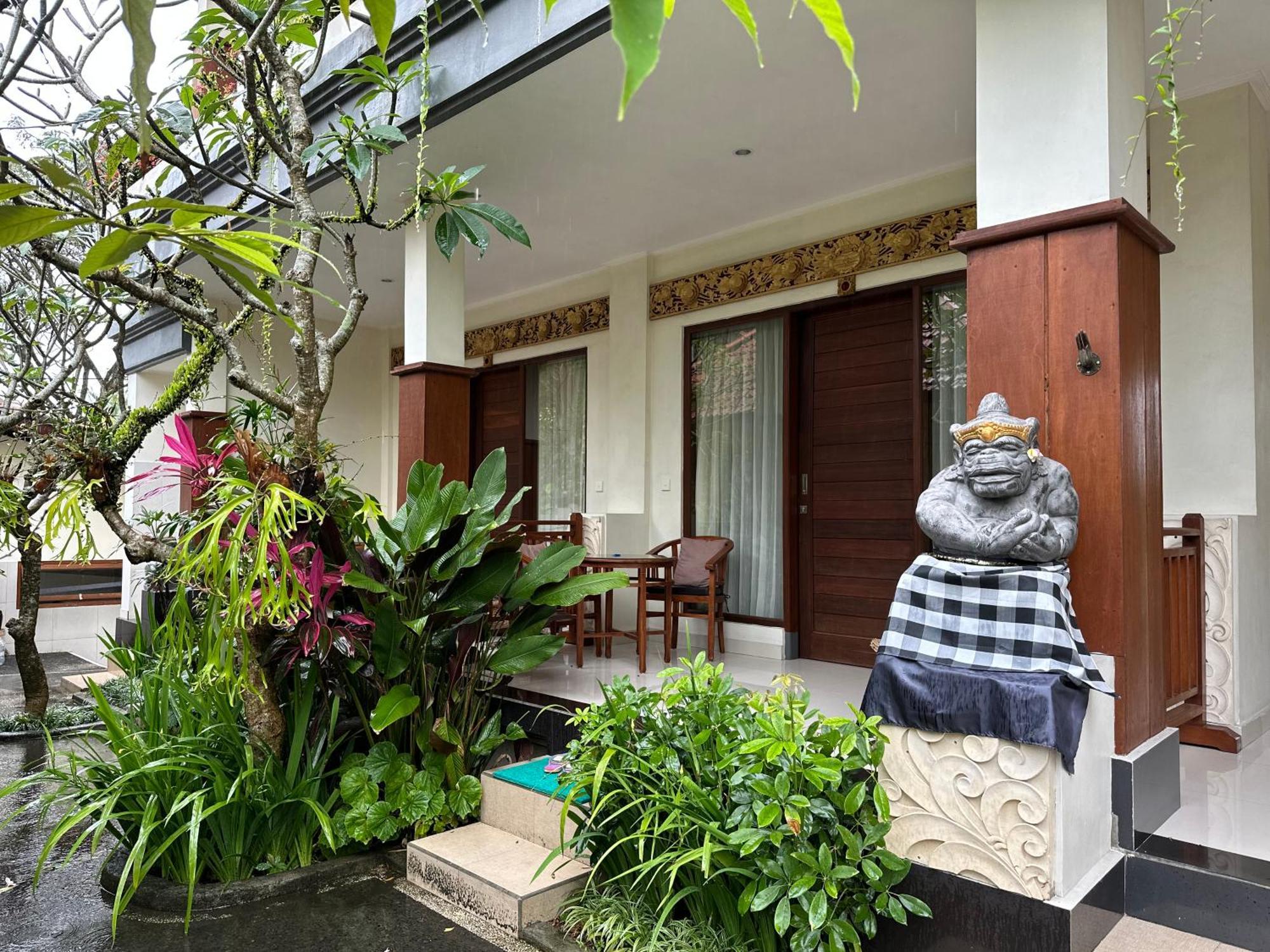 Brata Cottage Ubud ภายนอก รูปภาพ
